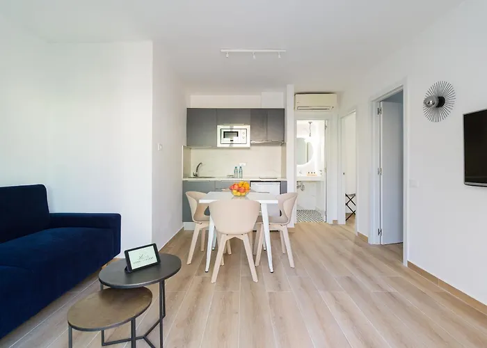 شقة Homeforguest Moderno Con Piscina En كوراليهو