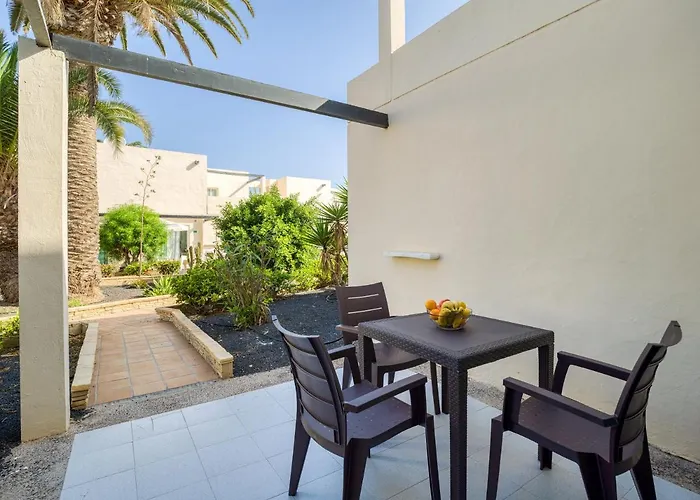 Homeforguest Moderno Con Piscina En كوراليهو