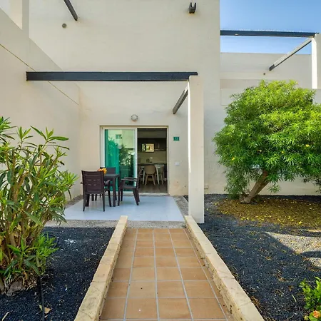 Homeforguest Moderno Con Piscina En Апартаменты *